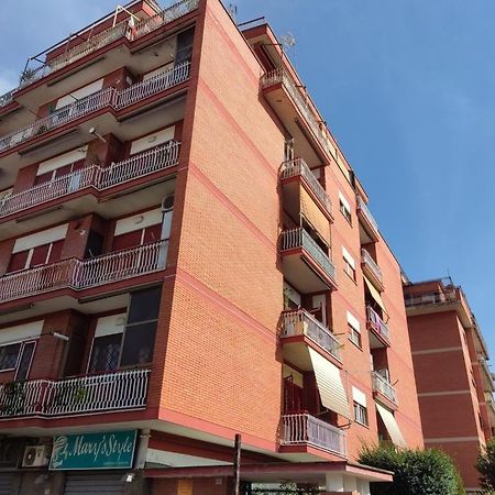 Ciampino Airport Apartment Luaran gambar